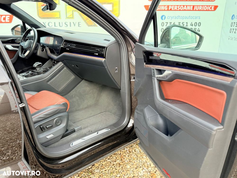 Volkswagen Touareg V6 TSI 4MOTION Elegance - 18