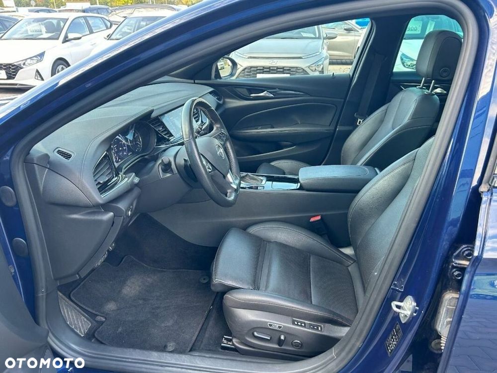 Opel Insignia 2.0 CDTI 4x4 Ultimate S&S - 10