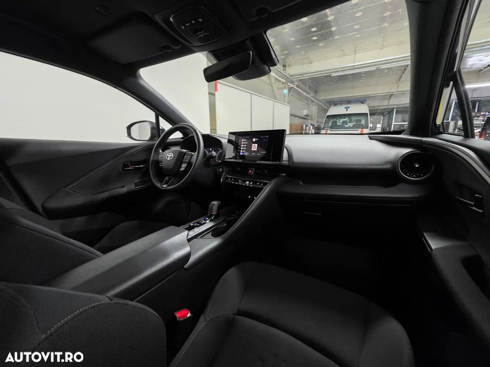 Toyota C-HR 2.0 HEV 197 CP 4x2 CVT Dynamic - 11