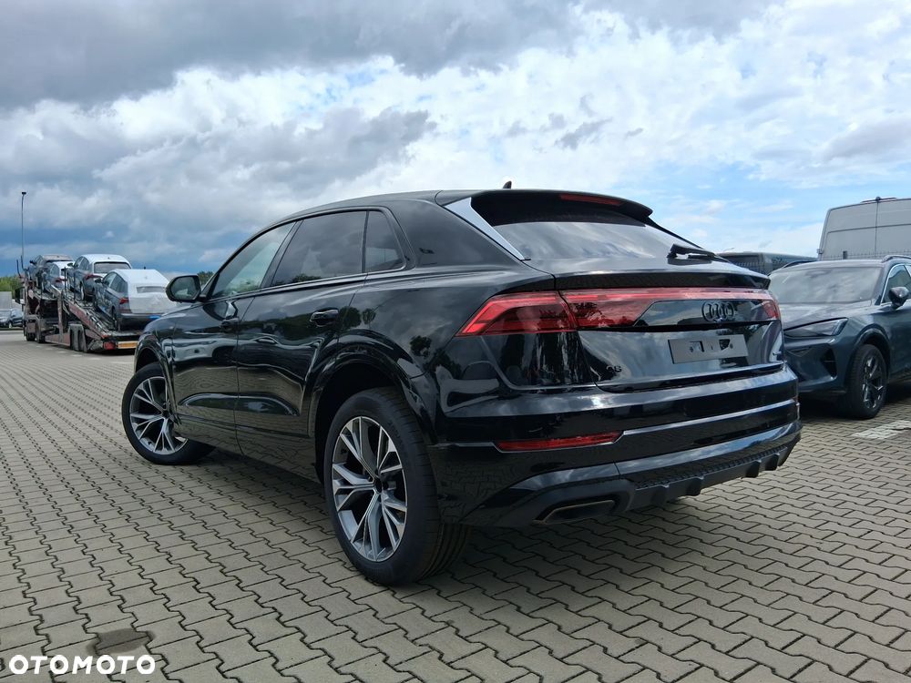 Audi Q8 - 4