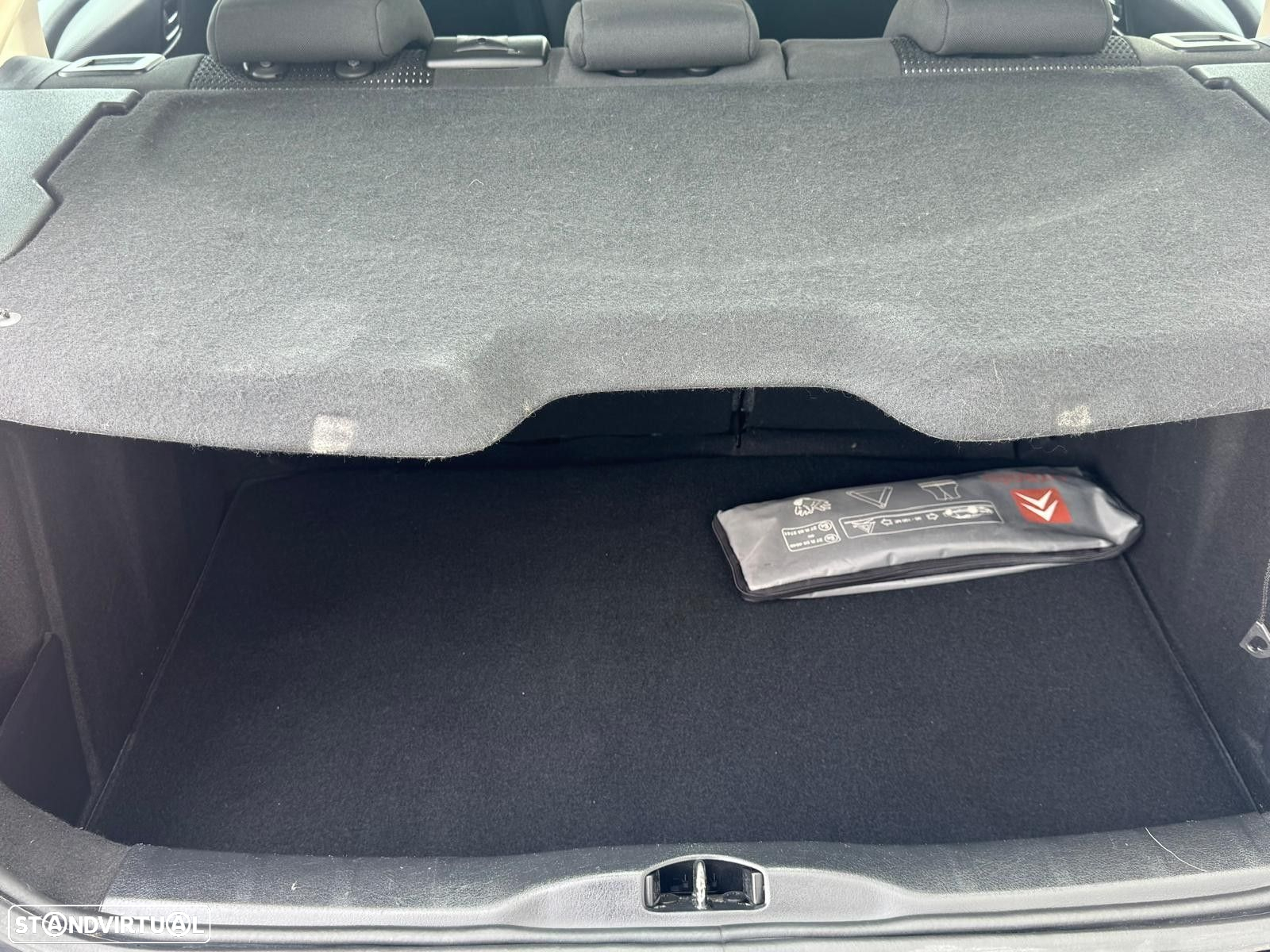 Citroën C4 1.6 HDi Business - 21
