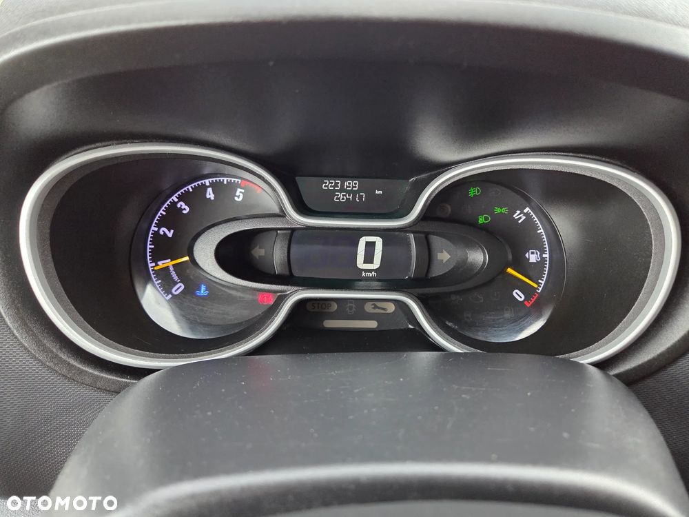 Opel Vivaro 33 900 netto L2 wersja Sportive - 17