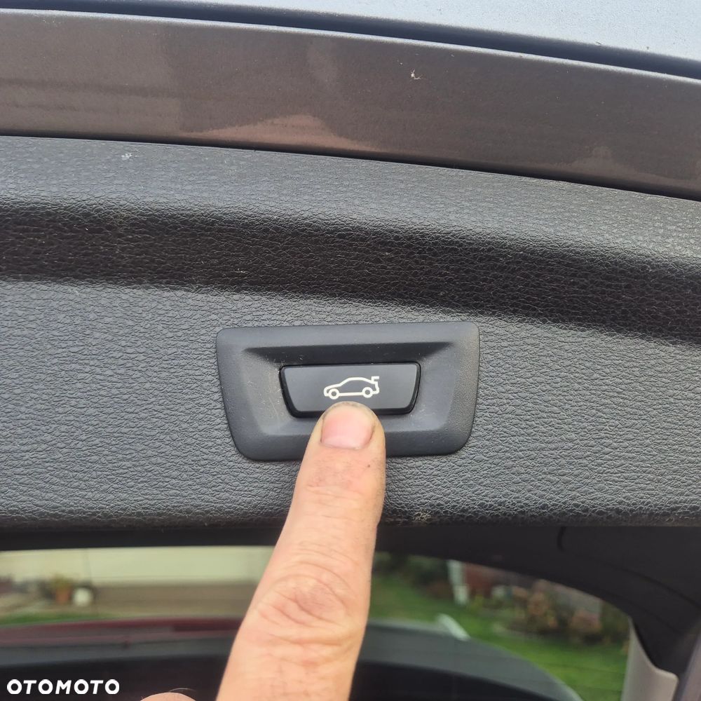 BMW X2 sDrive18i Advantage Plus - 8