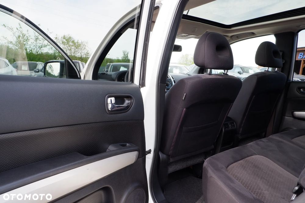 Nissan X-Trail 2.0 dCi 4x4 DPF Automatik SE - 29