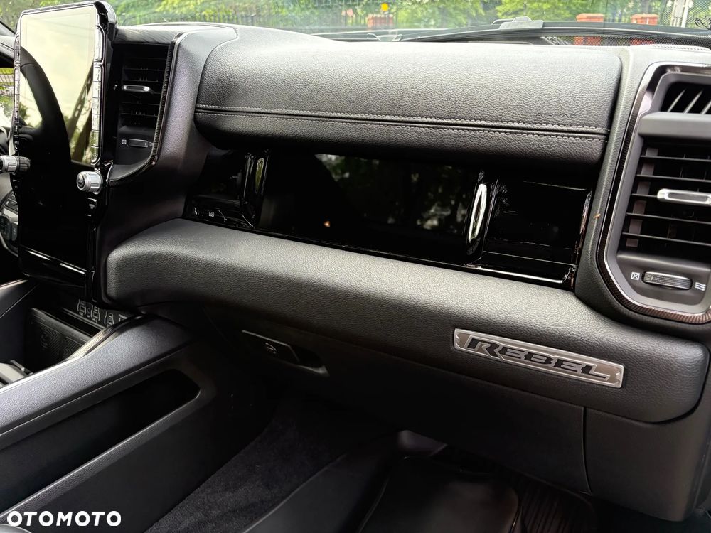 RAM 1500 - 14