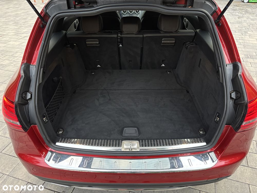 Mercedes-Benz Klasa C 300 d 9G-TRONIC AMG Line - 22