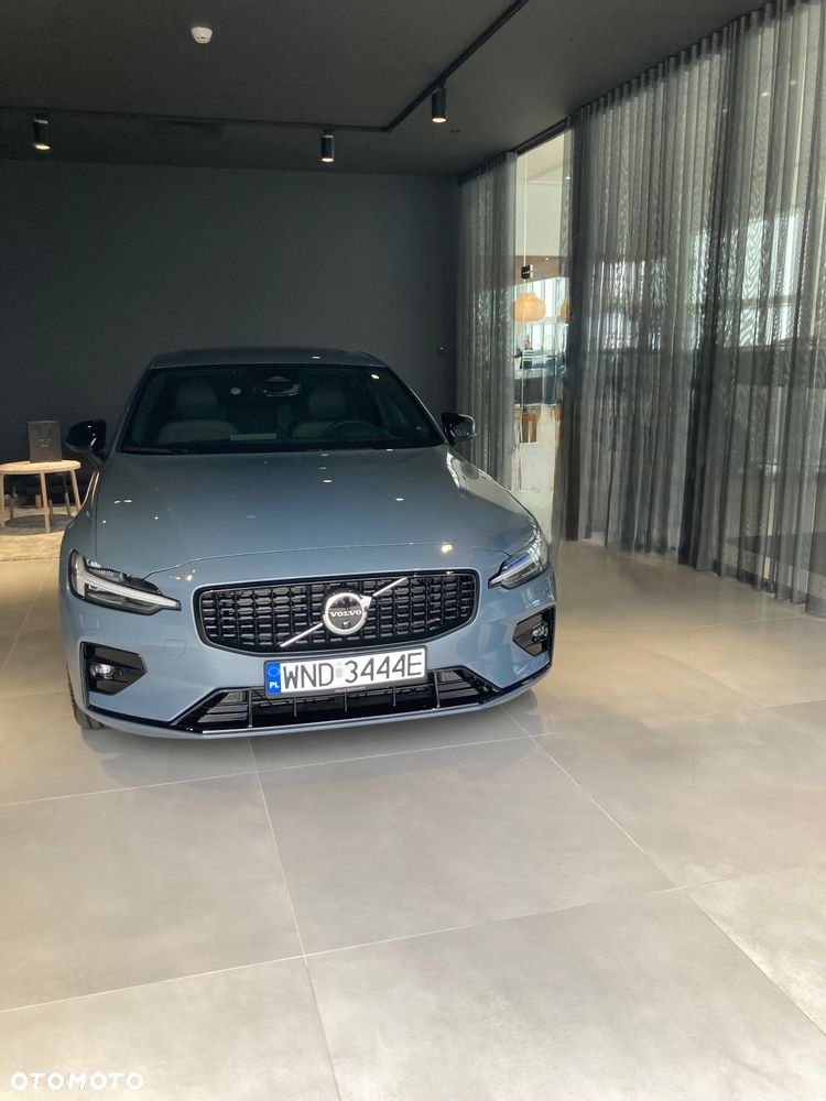 Volvo S60 B5 B AWD Ultimate Dark - 7
