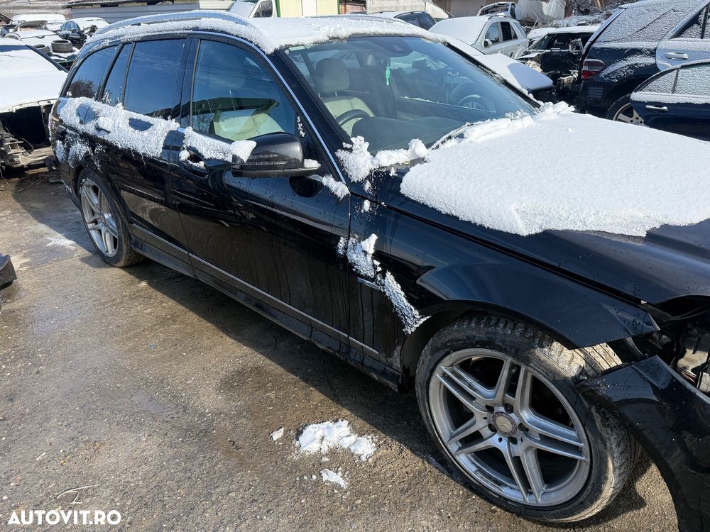 Pachet amg w204 combi facelift , bara fata bara spate praguri - 2