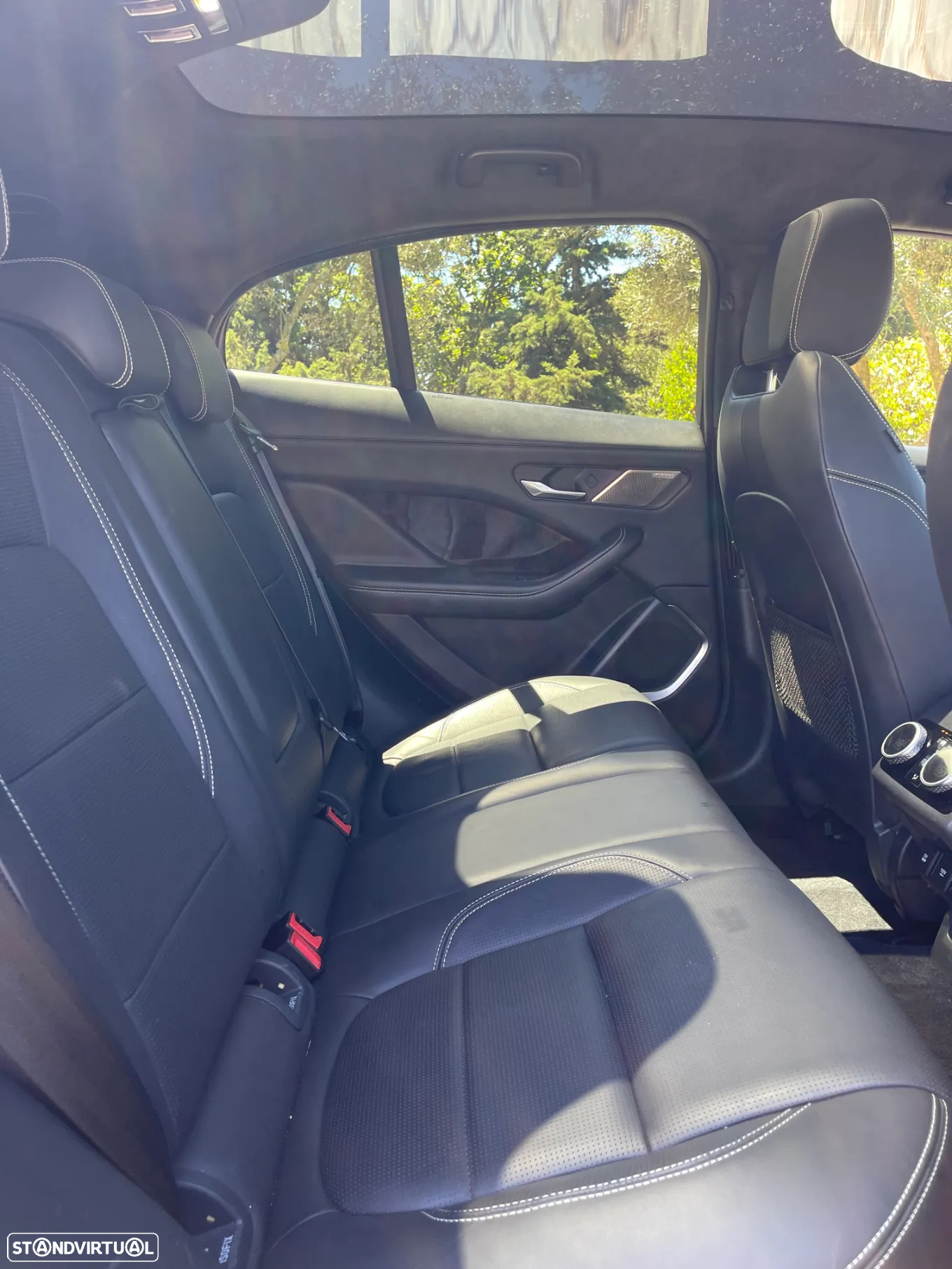 Jaguar I-Pace EV400 AWD First Edition - 32