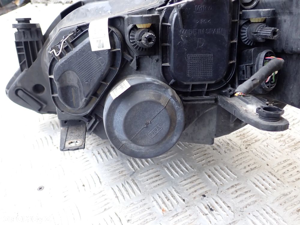 LAMPA PRAWY PRZÓD SEAT IBIZA IV  6J1941005D / 6J1941006D - 5