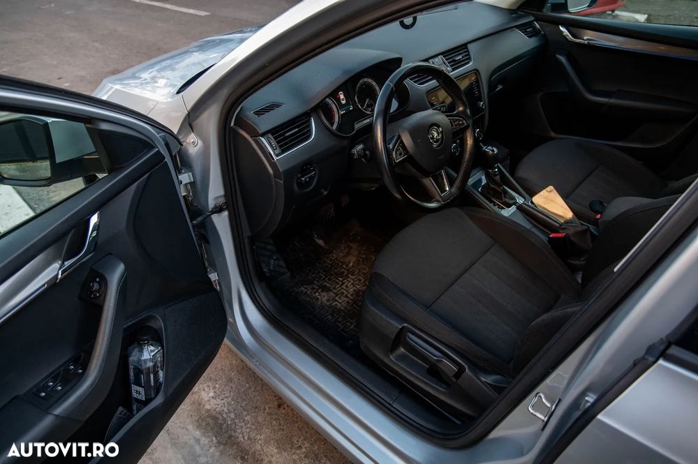 Skoda Octavia 1.0 TSI DSG Style - 5