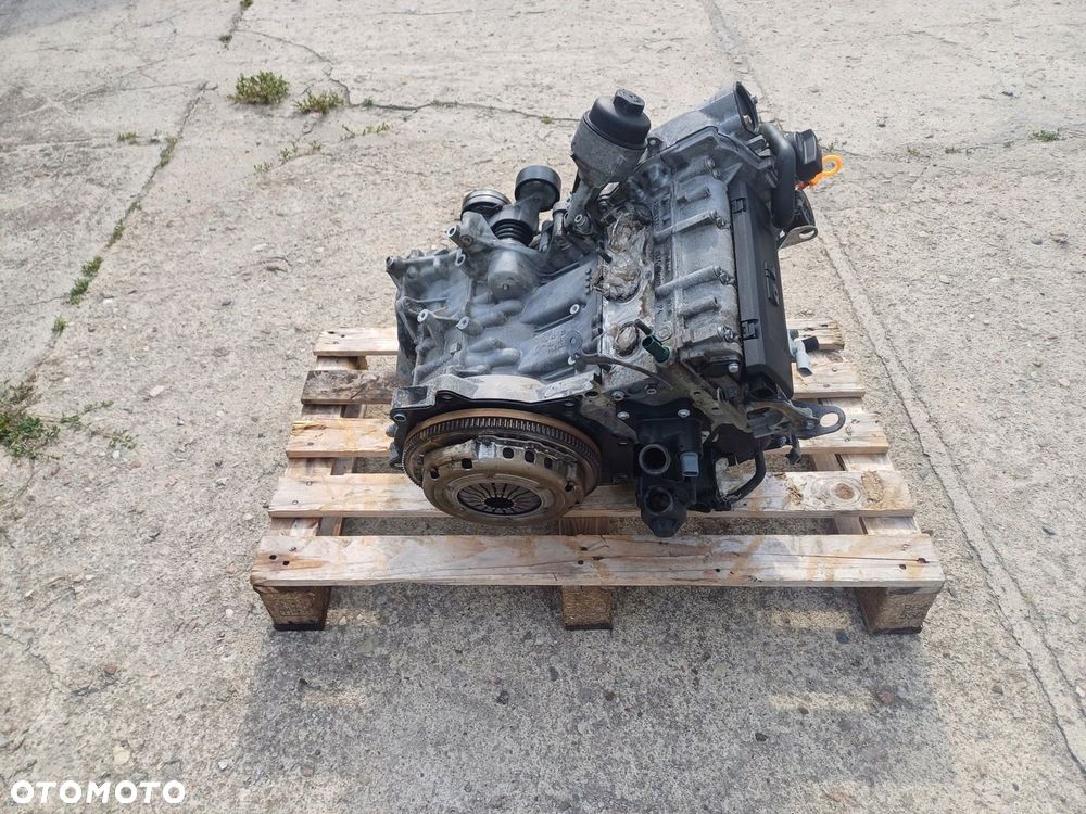 Silnik motor SKODA FABIA II 1.2 BZG - 2