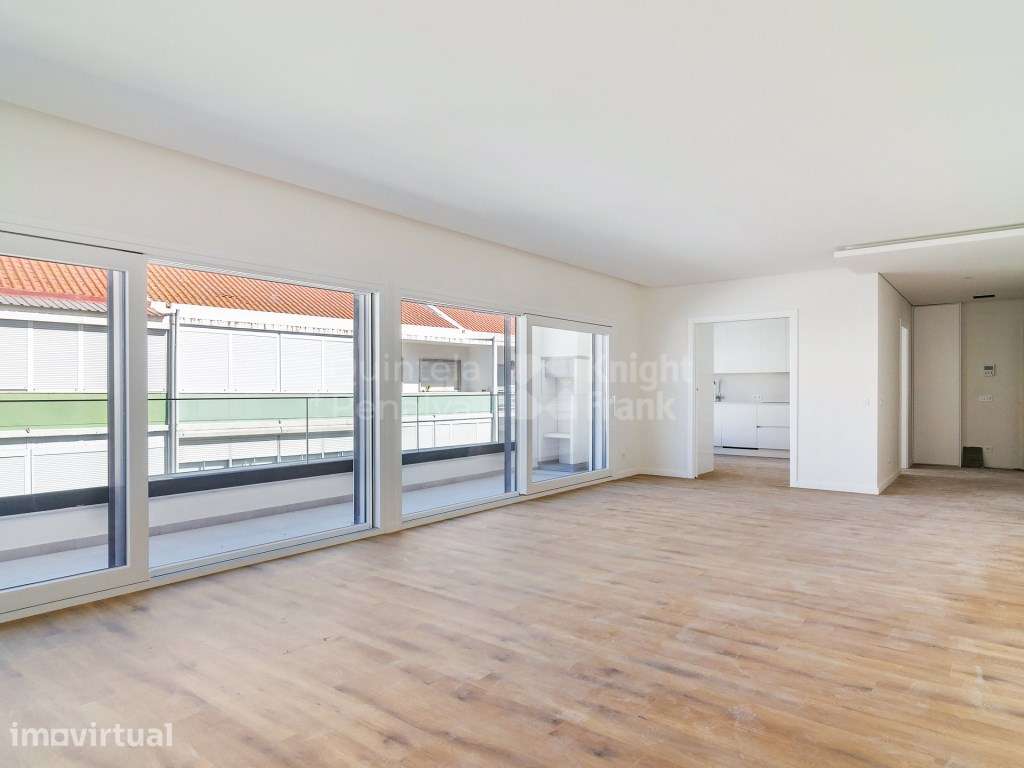 Apartamento T2 com garagem para venda em Cacilhas - Grande imagem: 4/27