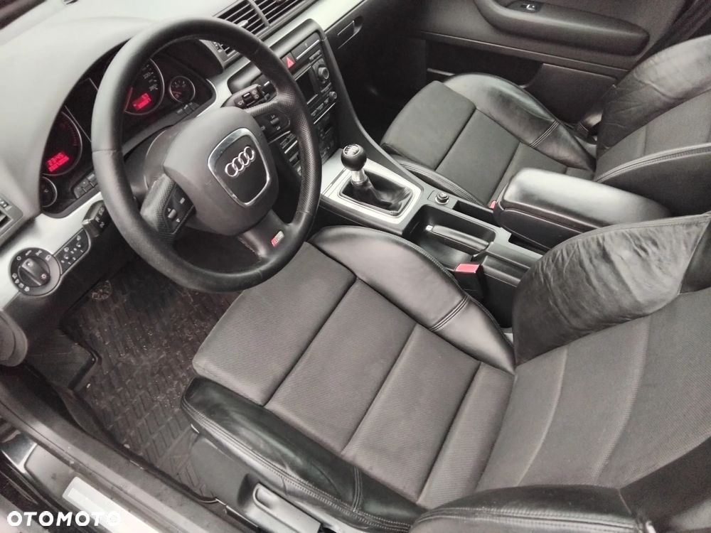Audi A4 - 8