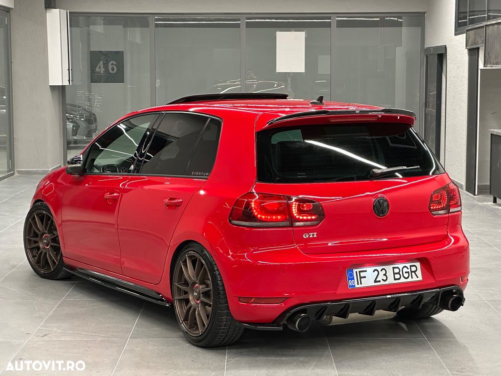 Volkswagen Golf - 4