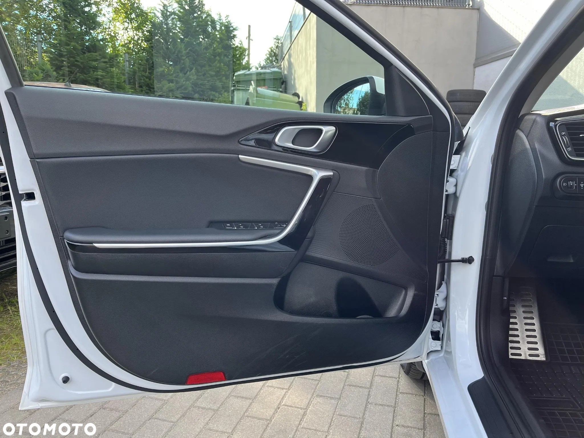Kia Ceed 1.6 CRDi SCR L Business Line DCT - 10