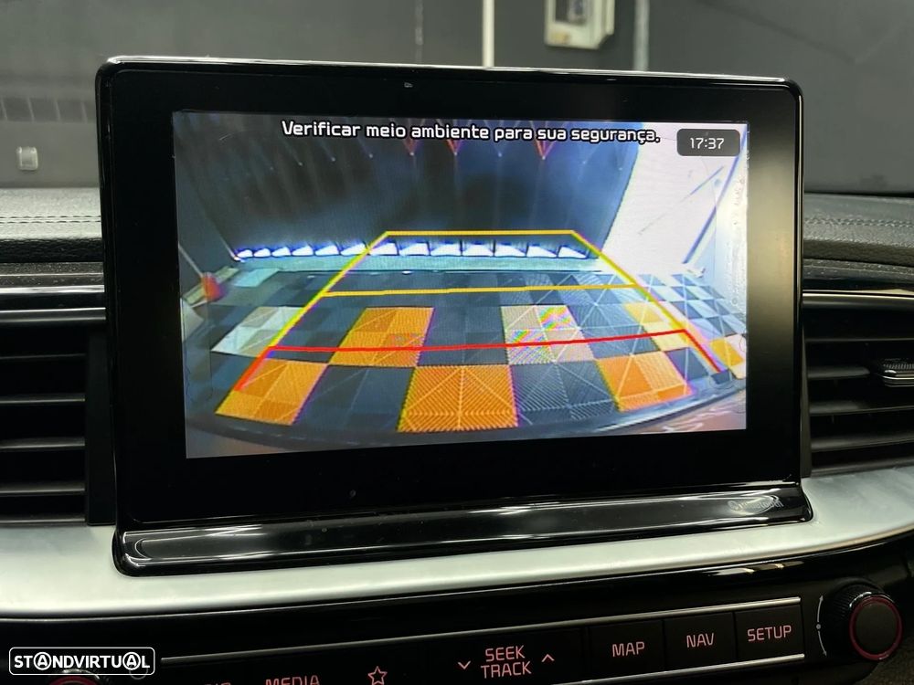 Kia Ceed SW 1.6 CRDi TX+SRF 7DCT - 9