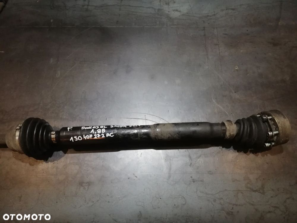 SKODA OCTAVIA I AUDI A3 8L 1.8 PÓŁOŚ PRAWA PRZEGUB 1J0407272AC - 1