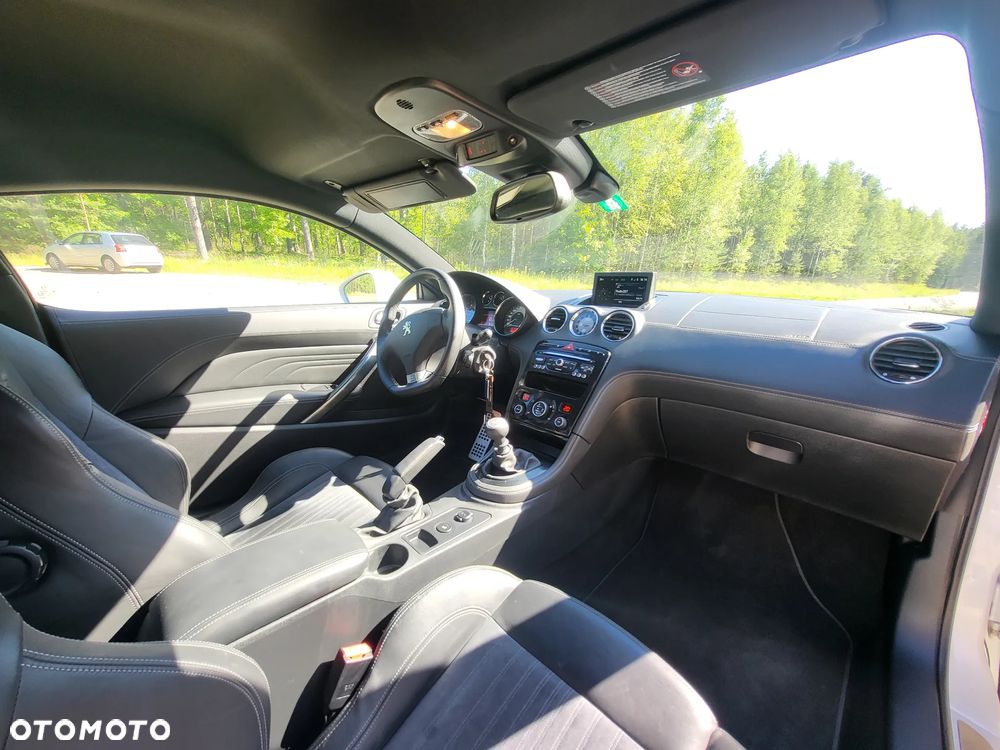 Peugeot RCZ 1.6 200 THP Onyx - 11