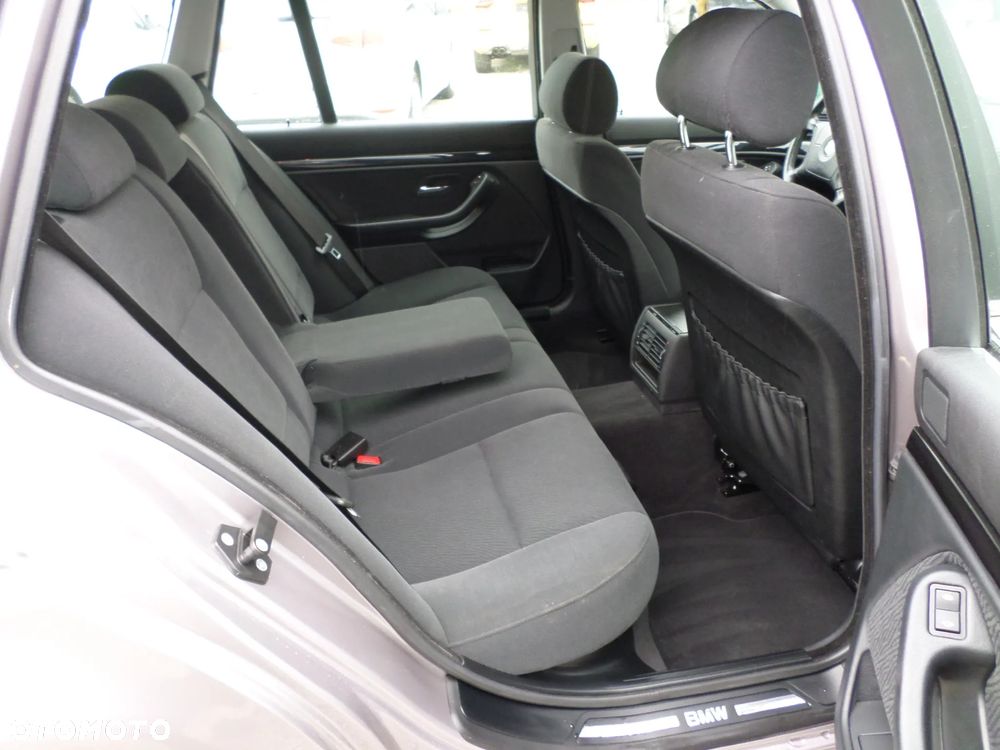 BMW Seria 5 - 23