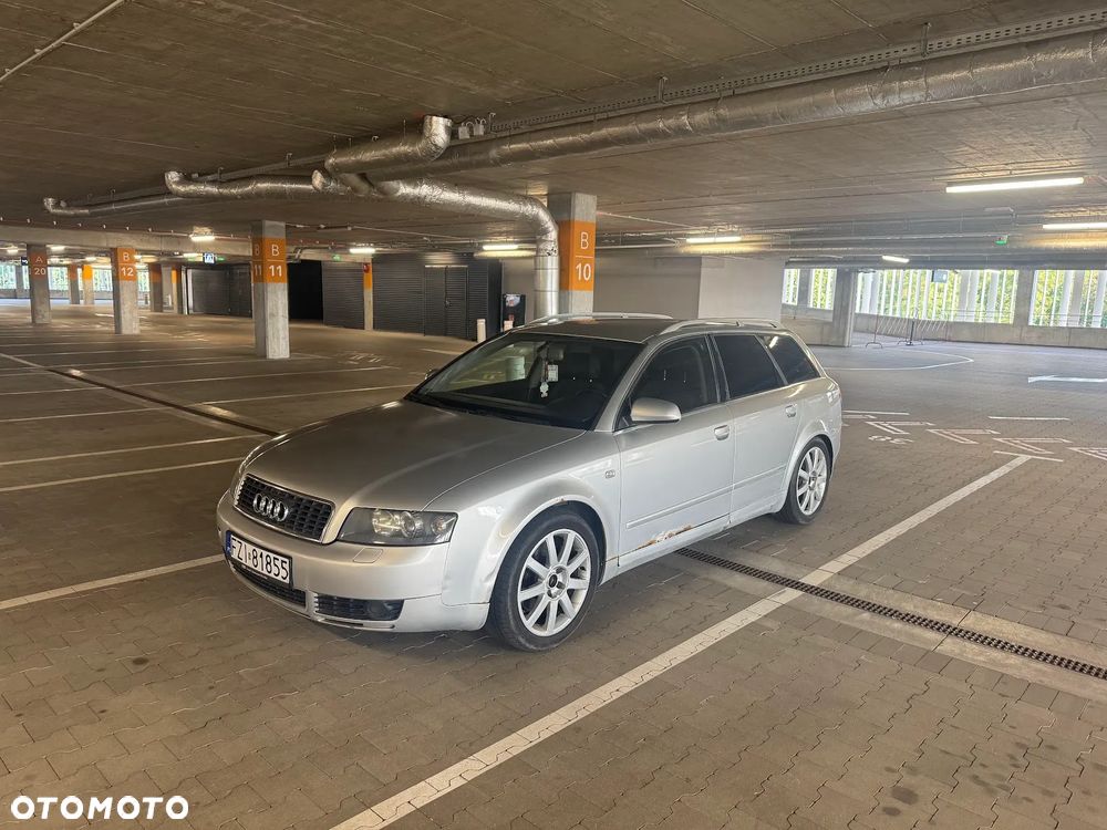 Audi A4 Avant 1.8 T quattro - 1