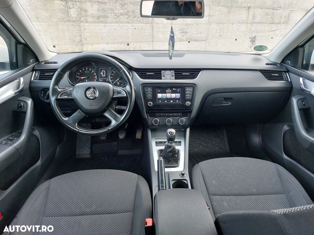 Skoda Octavia 2.0 TDI (Green tec) 4x4 Ambition - 5