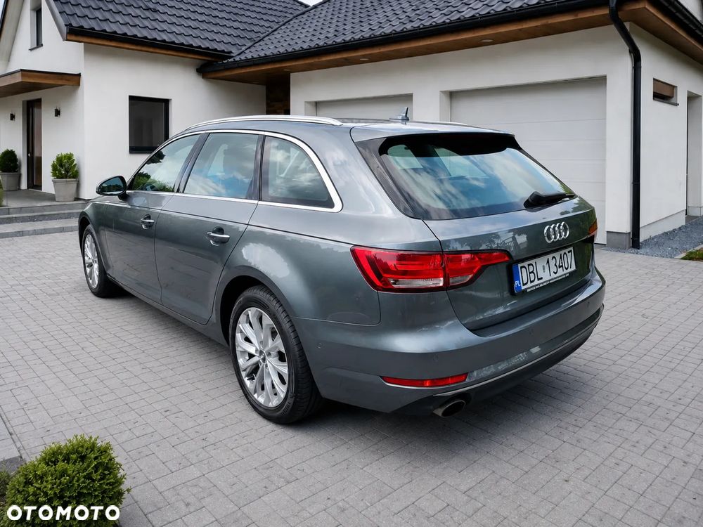 Audi A4 Avant 2.0 TFSI ultra S tronic design - 9