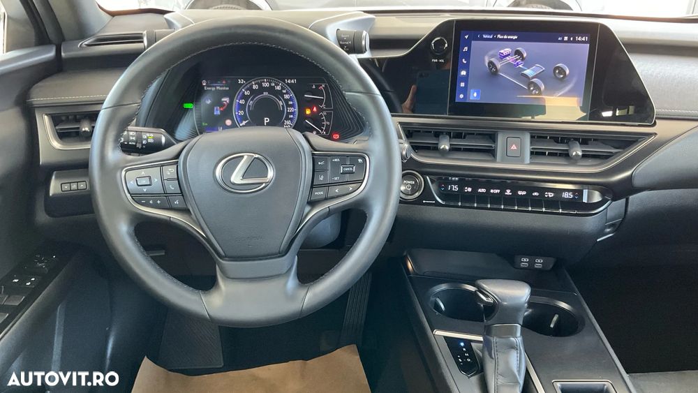 Lexus UX 250h Business Edition - 15