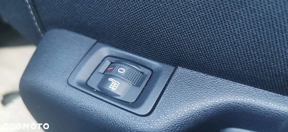 Citroën C3 1.2 PureTech Shine - 18