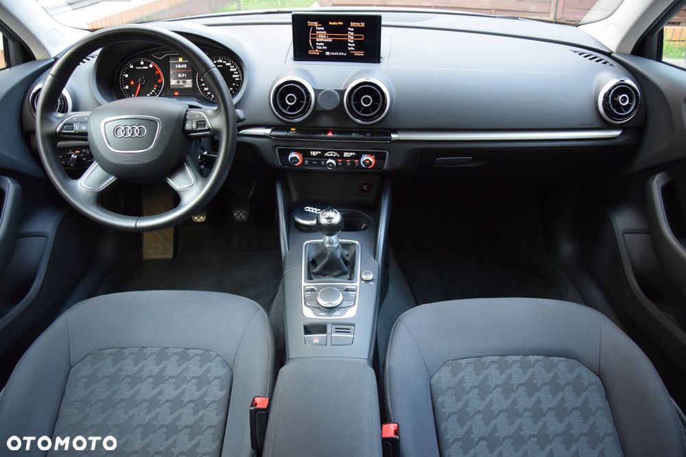 Audi A3 3-drzwiowe 1.4 TFSI Edycja Specjalna - 8