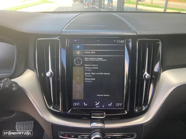 Volvo XC 60 2.0 T6 PHEV Inscription AWD - 28