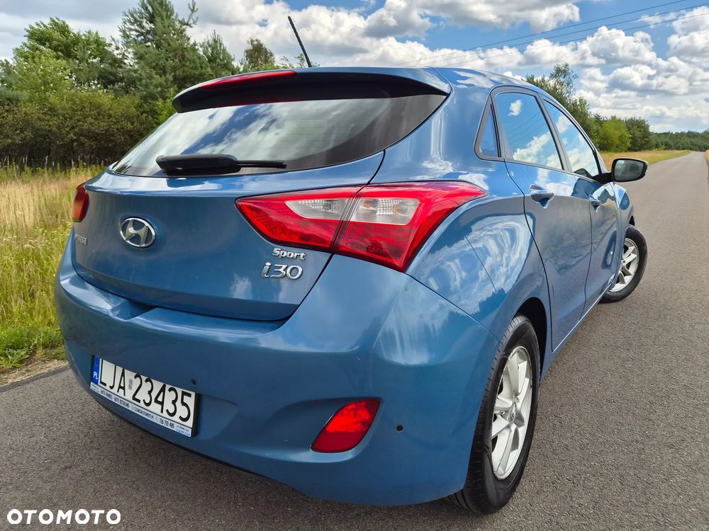Hyundai i30 blue 1.6 CRDi Classic Navigation - 6