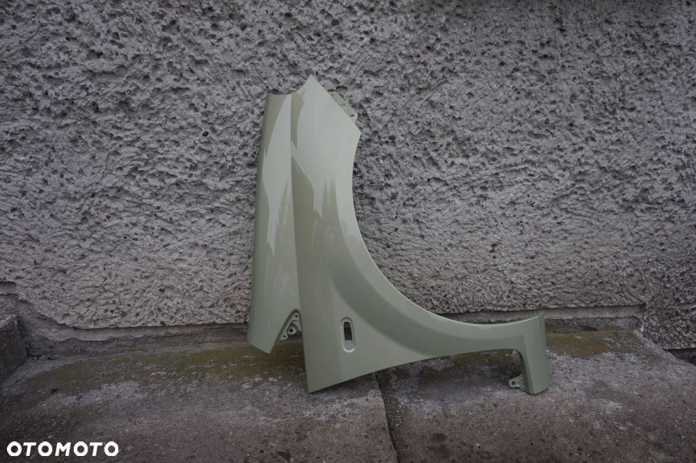 BŁOTNIK PRZEDNI PRAWY FIAT GRANDE PUNTO 783 - 2