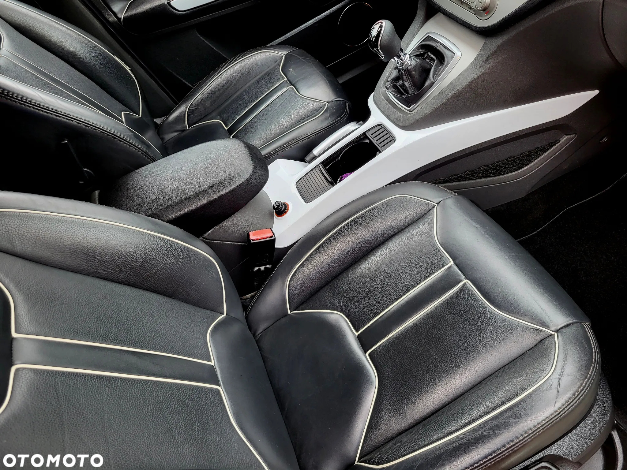 Ford Kuga - 20