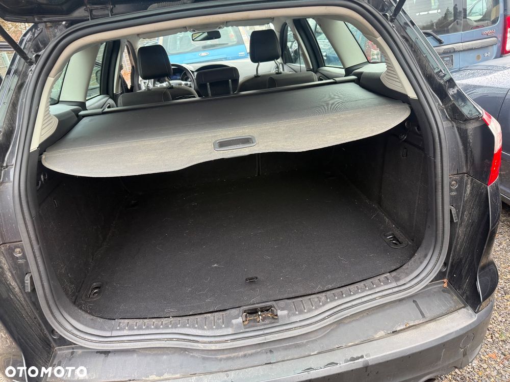 Ford Focus 1.6 Ti-VCT Sport - 16