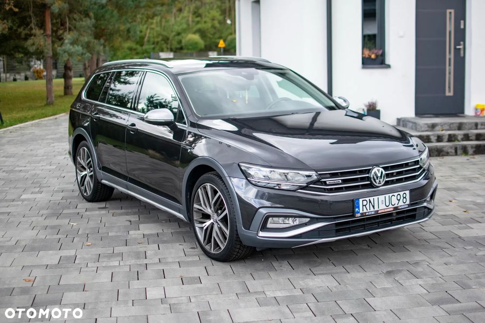 Volkswagen Passat Alltrack - 12