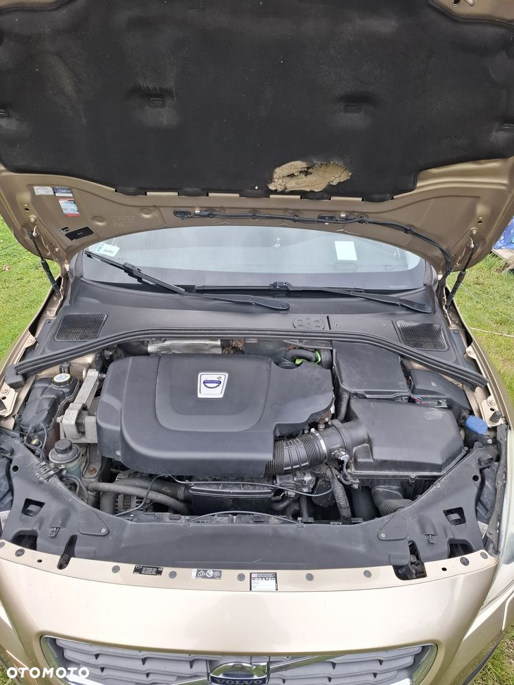 Volvo V60 D3 R-Design - 24