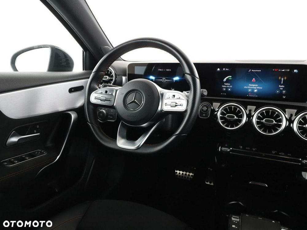 Mercedes-Benz Klasa A 180 7G-DCT AMG Line - 17