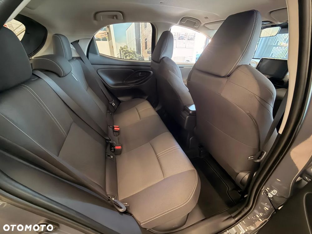 Toyota Yaris - 13