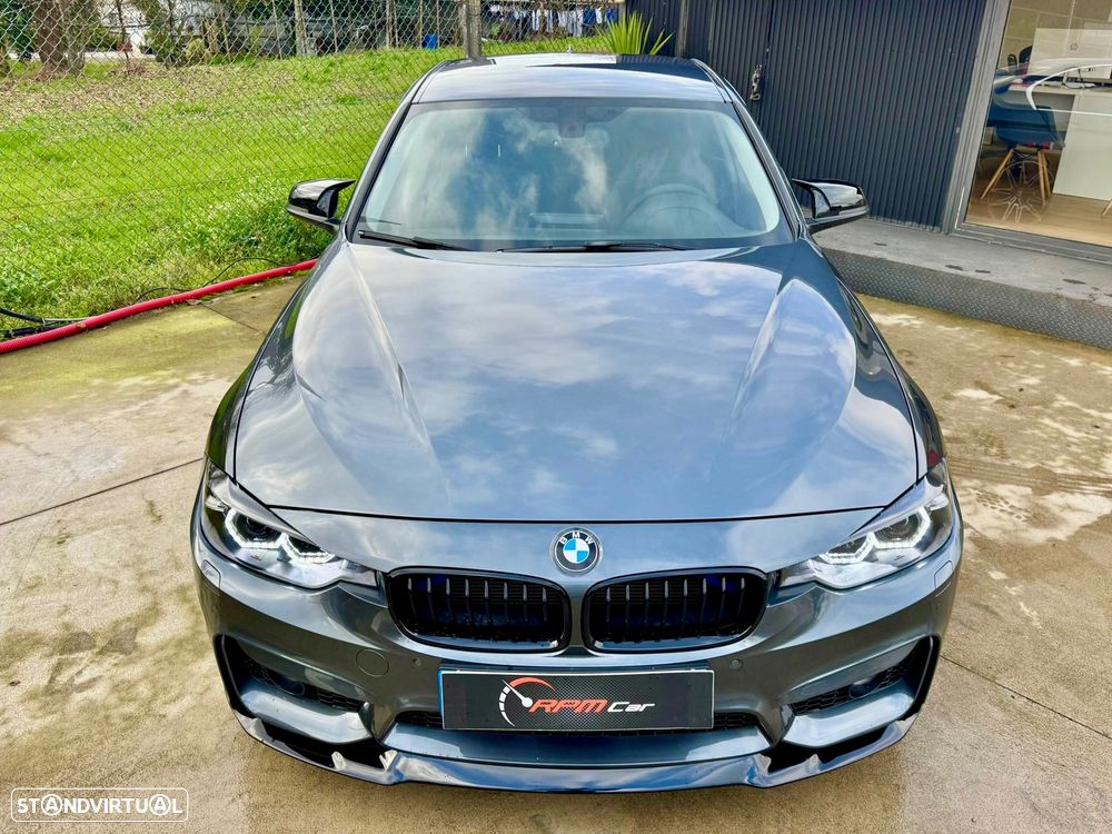 BMW 320 d Aut. Blue Performance Sport Line - 4
