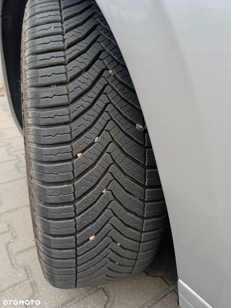 Peugeot 208 1.6 e-HDi Allure STT - 19