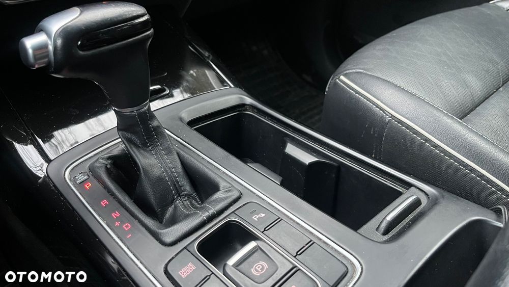 Kia Sorento 2.0 CRDI GT Line - 8