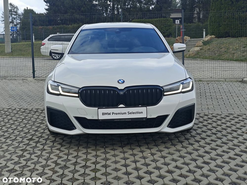 BMW Seria 5 520d xDrive M Sport sport - 3