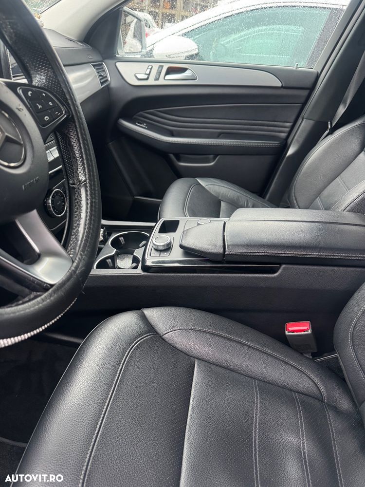 Mercedes-Benz GLE 350 d 4MATIC - 12
