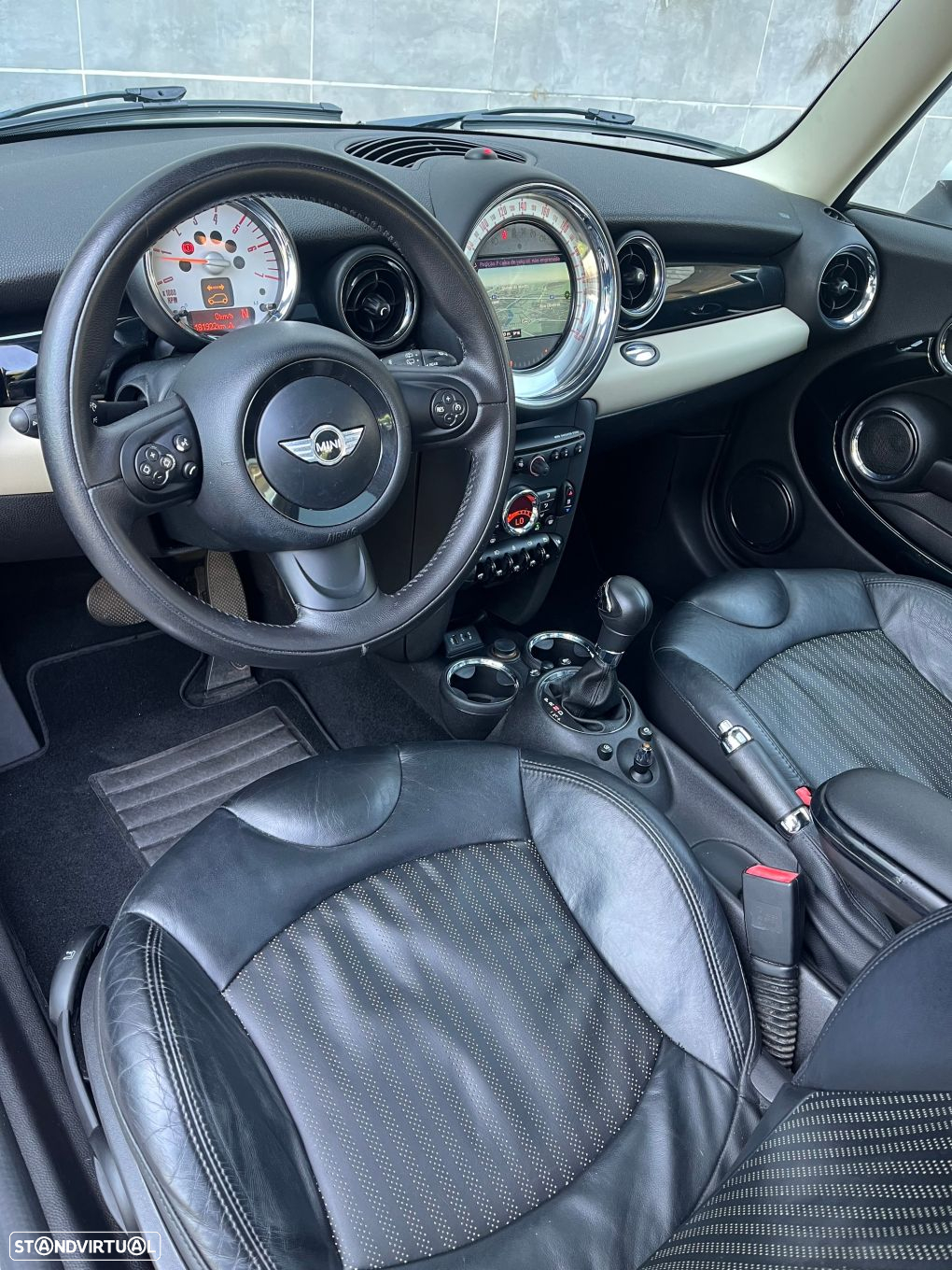 MINI 3 Portas Cooper D Auto - 9