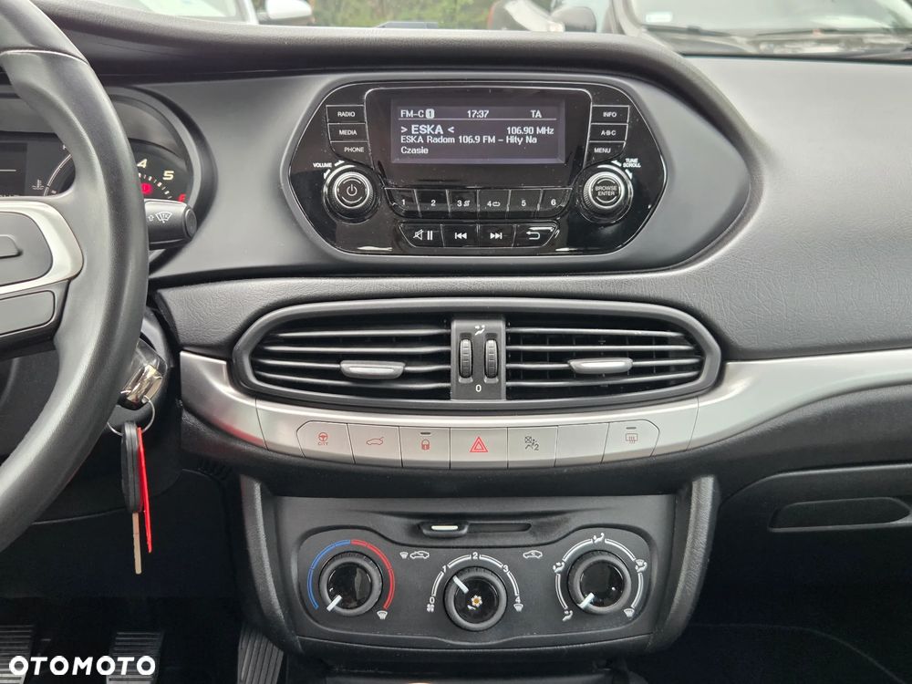 Fiat Tipo 1.4 16V Pop - 11