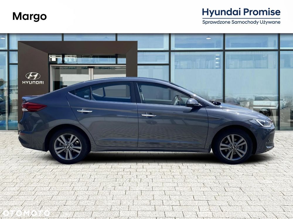 Hyundai Elantra 1.6 Comfort - 10