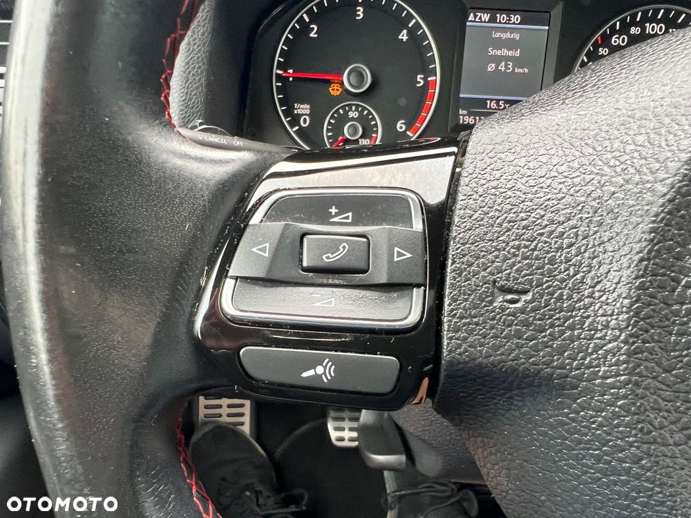 Volkswagen Scirocco 2.0 TDI Blue Motion Technologie Edition - 29