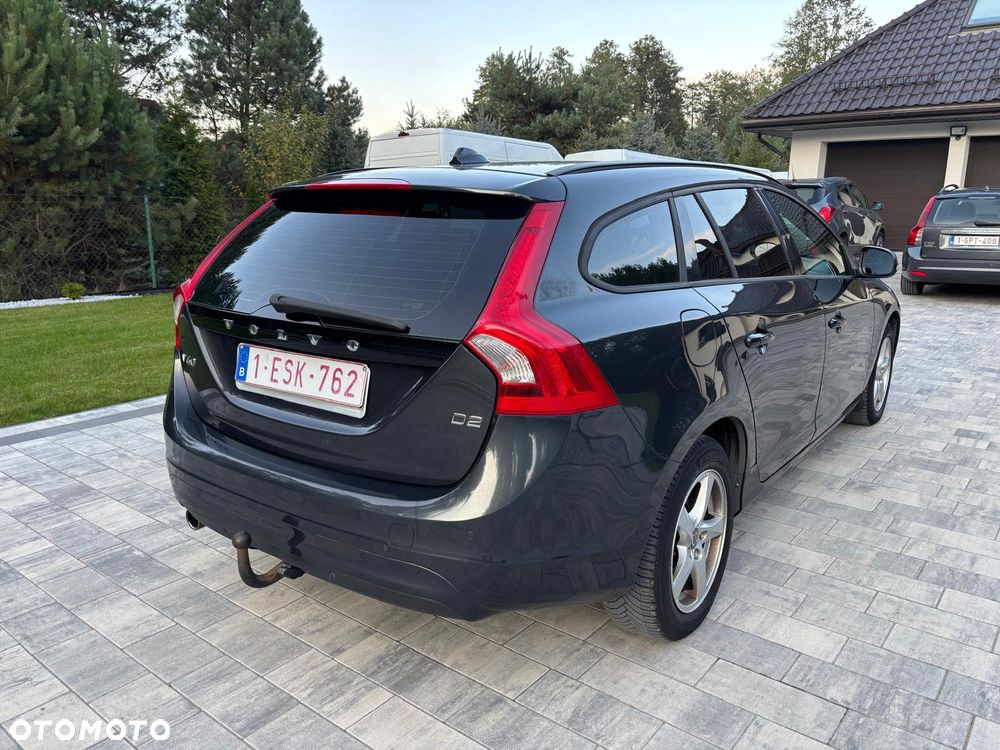 Volvo V60 DRIVe Kinetic - 4