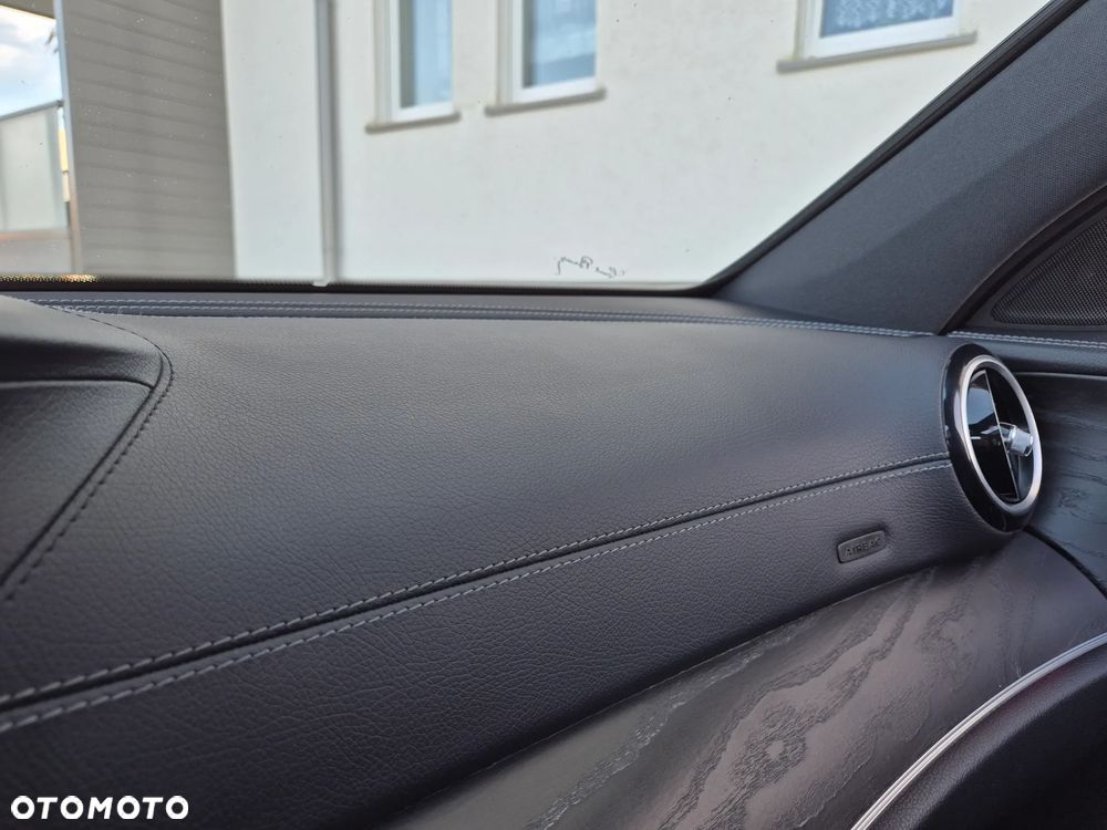 Mercedes-Benz Klasa E 220 d T 9G-TRONIC AMG Line - 21